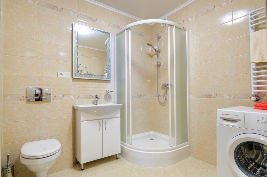 Apartment On Svobody 리비프 외부 사진