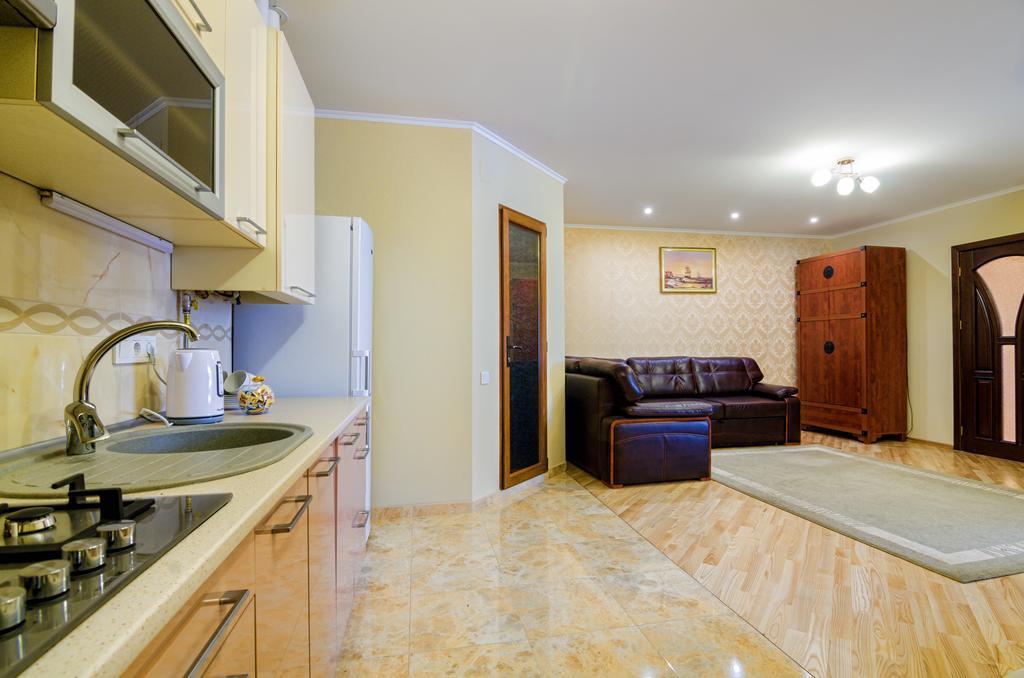 Apartment On Svobody 리비프 외부 사진